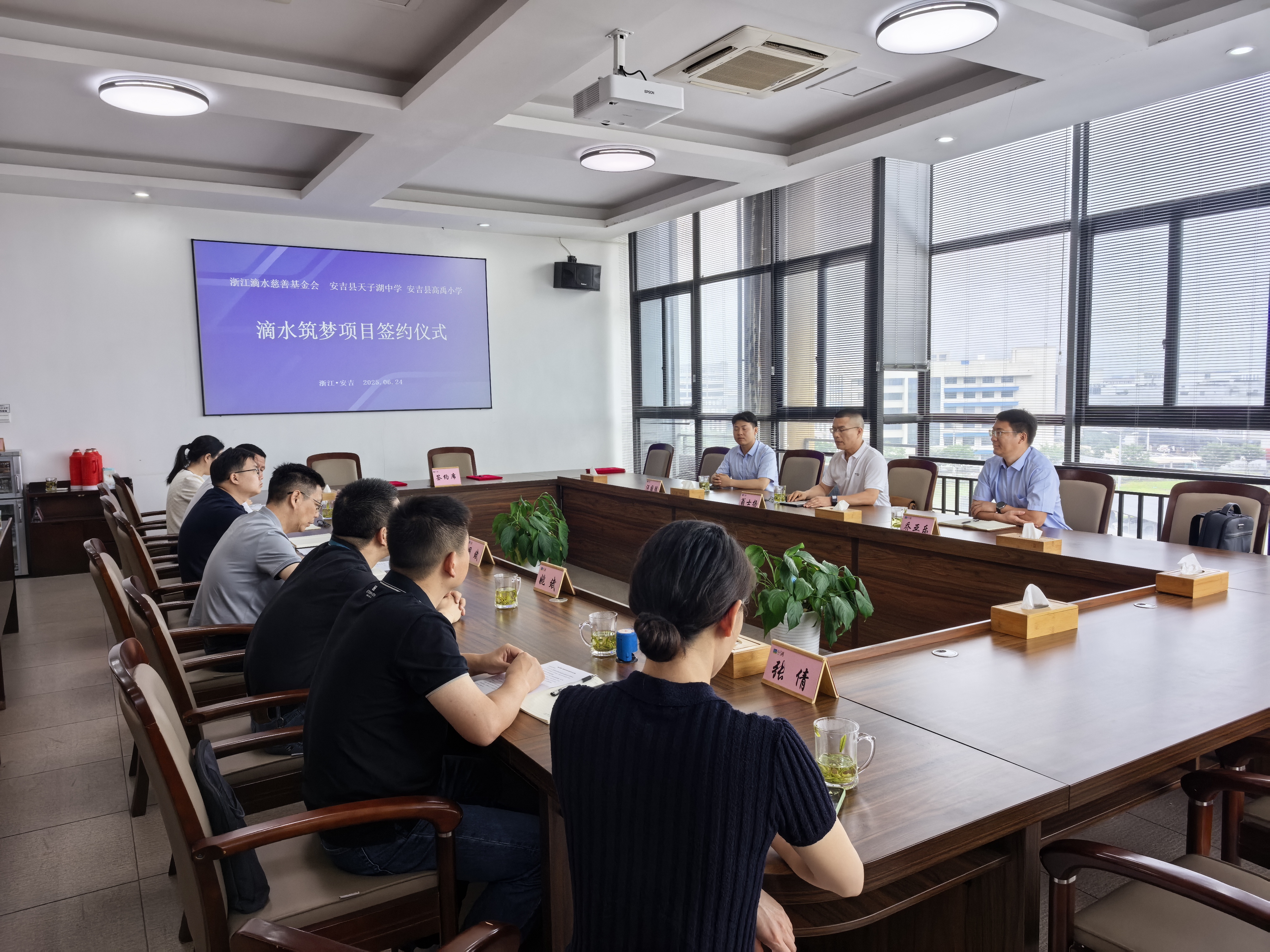 120万元助学金400名学子受益